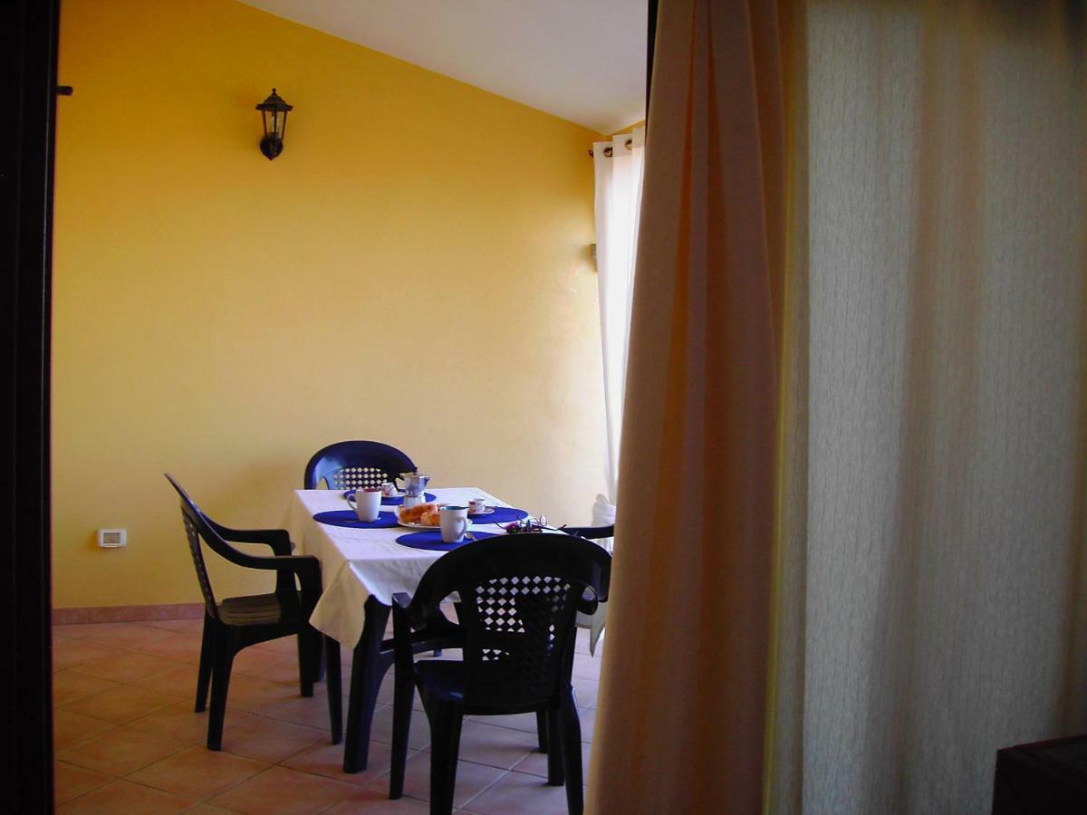 Vista Baia Blu Apartment Budoni Exterior photo